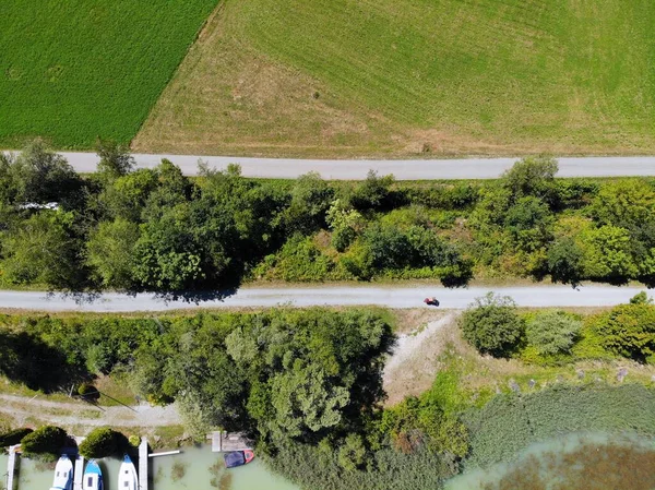Drava河自行车道 Drauradweg 靠近奥地利圣雅各布姆罗斯坦 无人机的夏景 — 图库照片