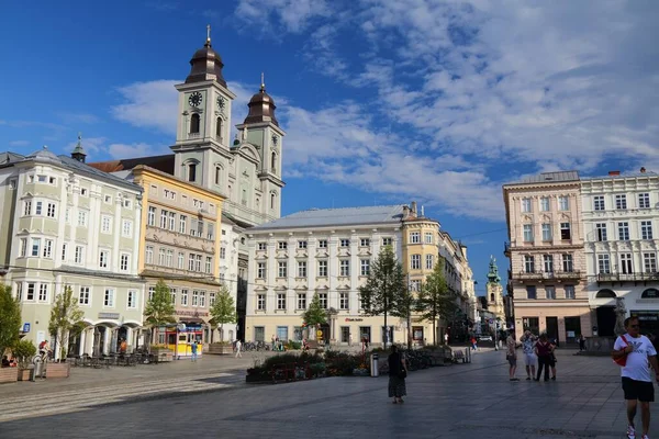 Linz Austria August 2022 People Visit Main Square Hauptplatz Linz — Stock Photo, Image