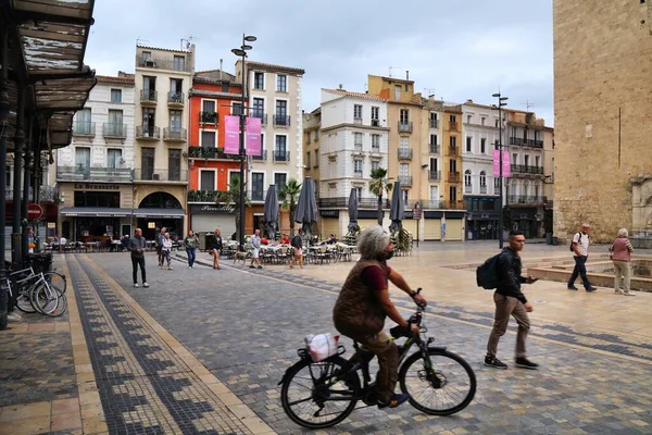 Narbonne França Outubro 2021 Pessoas Visitam Praça Principal Narbonne França — Fotografia de Stock