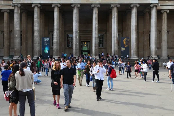 Londýn Červenec 2016 Lidé Navštěvují Britské Muzeum Londýně Muzeum Bylo — Stock fotografie