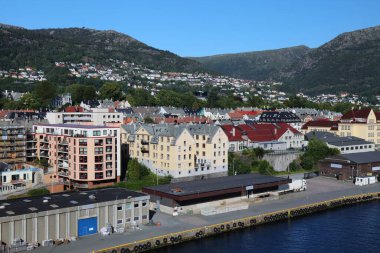 Bergen şehri, Norveç. Mohlenpris ilçesinin şehir manzarası.