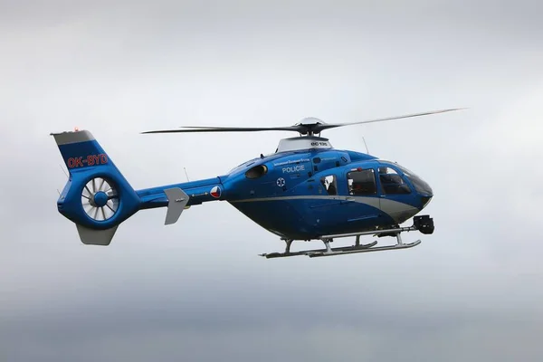 Ostrava Tschechien September 2022 Der Tschechische Polizeihubschrauber Eurocopter Ec135 Auf — Stockfoto