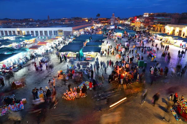 Marrakesh Morocco February 2022 People Visit Jemaa Fnaa Square Market — ストック写真