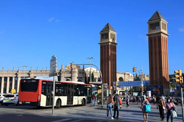 Barcelona Hiszpania Październik 2021 Ludzie Odwiedzają Placa Espanya Widok Plac — Zdjęcie stockowe