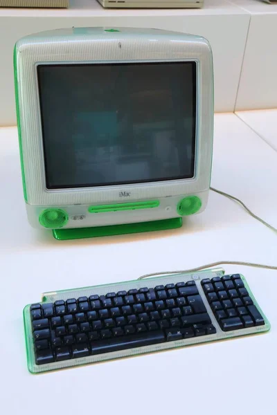 Terrassa Spain October 2021 Apple Imac Late 1990S Obsolete Computer — Stock Photo, Image