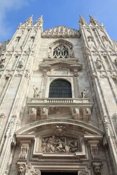 Kathedraal Van Milaan Italië Gotische Stijl Marmeren Kerk Gevel Italië — Stockfoto