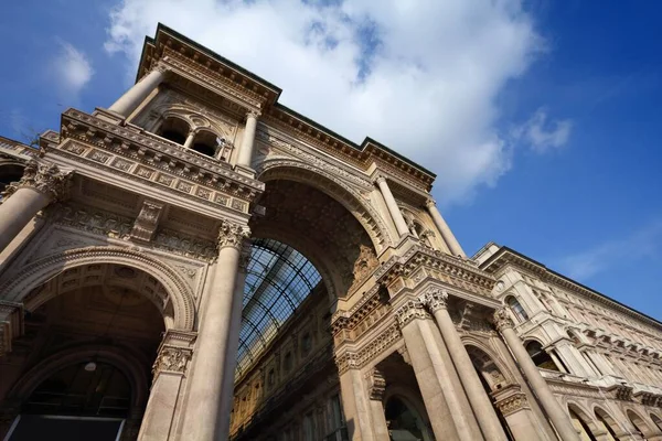 Milan Şehri Talya Galleria Vittorio Emanuele Eski Lüks Alışveriş Galerisi — Stok fotoğraf