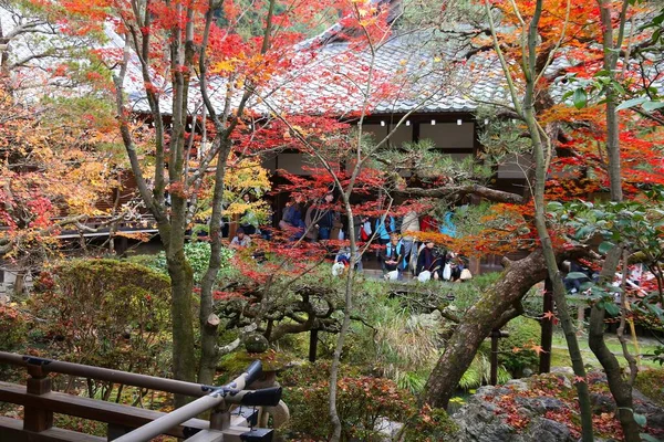 Kjóto Japonsko Listopadu 2016 Lidé Navštěvují Chrám Eikando Zenrinji Kjótu — Stock fotografie