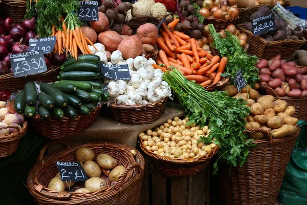 London Borough Market Ceny Brambor Cuket Mrkve Cibule Tržišti — Stock fotografie