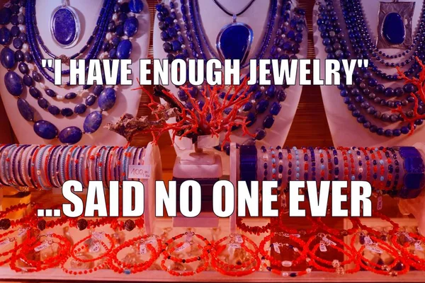 Biżuteria Kupuje Zabawny Meme Dzielenia Się Social Media Dziewczyna Humor — Zdjęcie stockowe