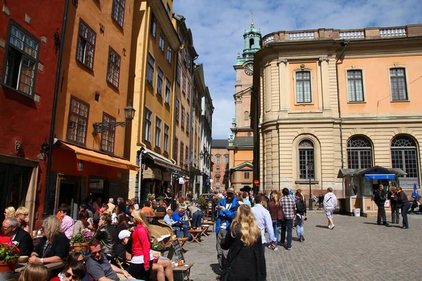 Stockholm Suécia Junho 2010 Turistas Visitam Praça Stortorget Estocolmo Suécia — Fotografia de Stock