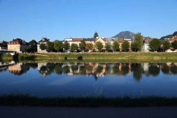 Salzburgo Áustria Vista Cidade Com Elisabeth Vorstadt Ribeirinha Bairro Residencial — Fotografia de Stock