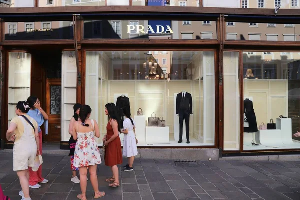 Salzburg Austria August 2022 People Visit Luxury Fashion Store Prada — Stock Photo, Image