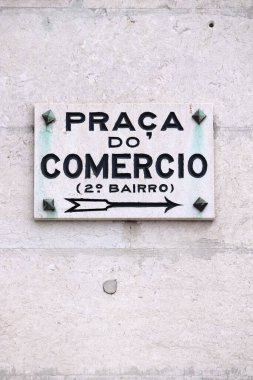 Lizbon, Portekiz 'de Comercio Meydanı tabelasını uygula.
