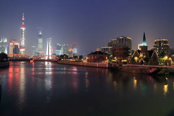 Lujiazui Finance & Trade Zone of Shanghai skyline at New night lan —  Fotos de Stock