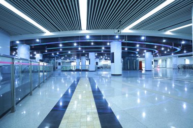 morden metro Binası iç görüntüsü
