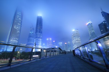 shanghai lujiazui Simgesel Yapı uzun pozlama gece çekimi