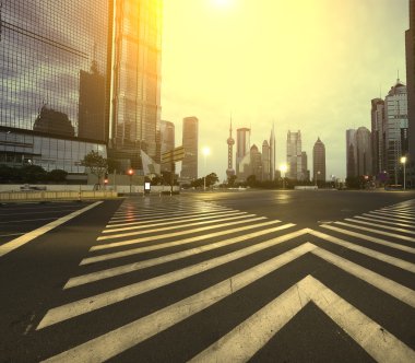 LuJiaZui Finans ve ticaret bölgesi modern kentsel mimari arka plan