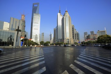 LuJiaZui Finans ve ticaret bölgesi modern kentsel mimari arka plan