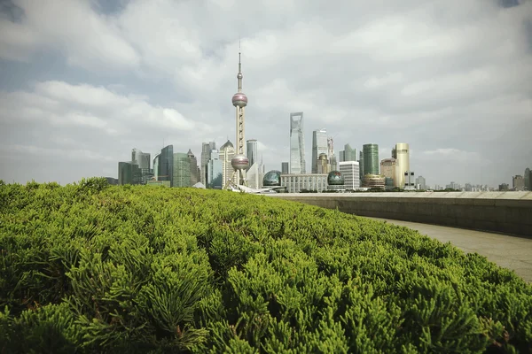 Shanghai bund skyline punto di riferimento al paesaggio urbano — Foto Stock