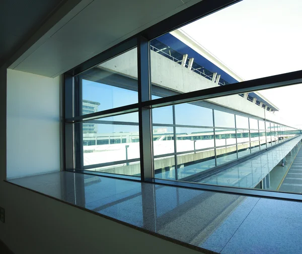 Image of windows in morden office building — Stock Photo, Image