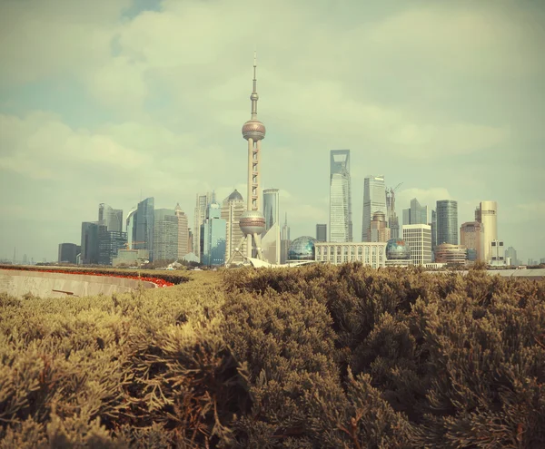 Shanghai bund hito horizonte en Nueva ciudad paisaje — Foto de Stock