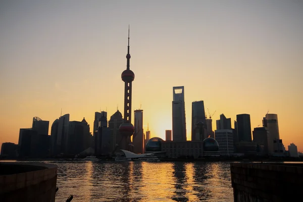 Lujiazui Finance & Trade Zone of Shanghai at New landmark skyline — стоковое фото