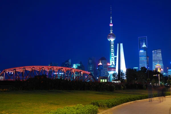 Shanghai old garden bridge of landmark architecture skyline — Stock Photo, Image