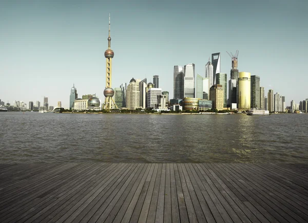 Shanghai bund punto di riferimento skyline edifici urbani paesaggio — Foto Stock