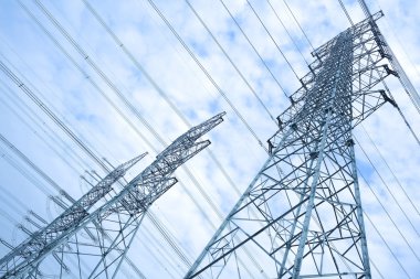gökyüzü arka plan güç iletim kuleleri