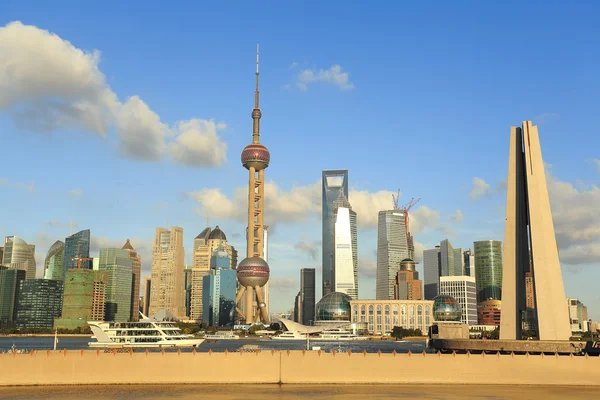 Shanghai's moderne architectuur stadsgezicht skyline — Stockfoto