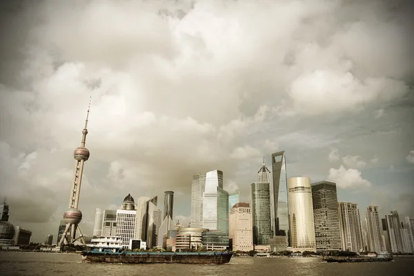 Ciudad de Shanghai paisaje horizonte — Foto de Stock