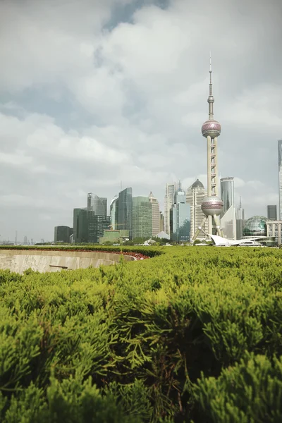 Shanghai bundne vartegn skyline på byens landskab - Stock-foto