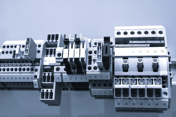 endüstriyel güç durumda, kontrol paneli devre kesiciler