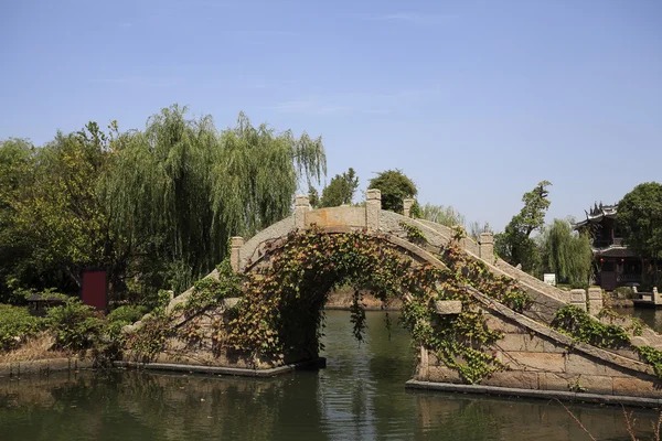 Puente viejo chino — Foto de Stock