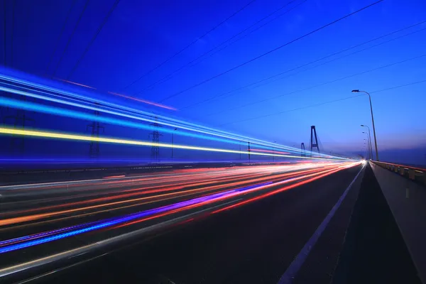 Snelweg brug 's nachts — Stockfoto