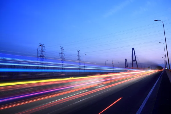 Autobahn bei Nacht — Stockfoto