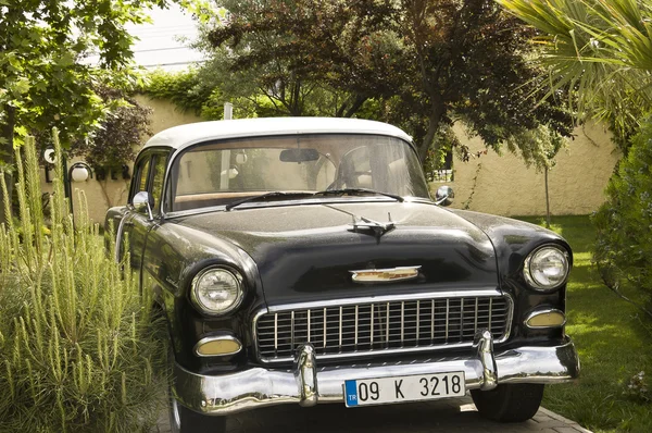 Eski bir Amerikan arabası Elli yılın — Stok fotoğraf