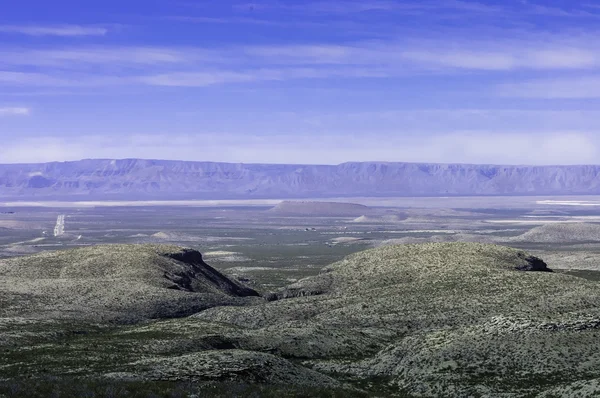 Malerischer Blick auf ein Ackerland — Stockfoto