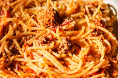 sphaghetti köfte ile