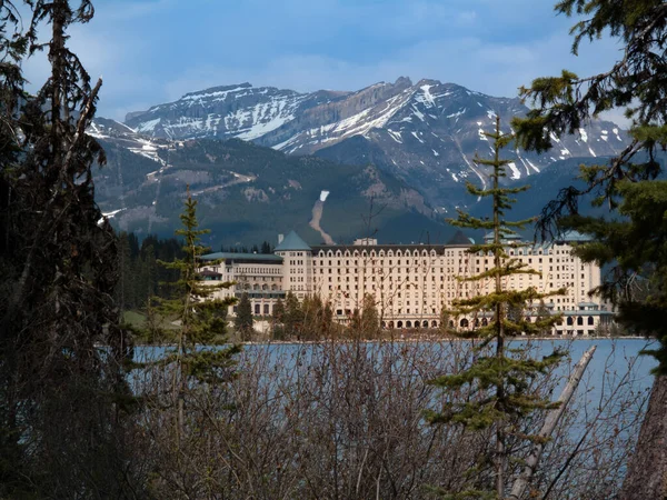 Близький Вигляд Готелю Chateau Lake Louise Банфі Альберта Канада Льодовиком — стокове фото