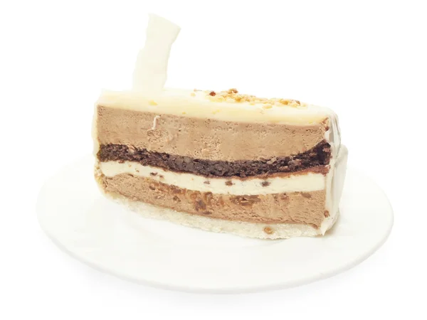 Rebanada de pastel de mousse de chocolate en plato blanco — Foto de Stock