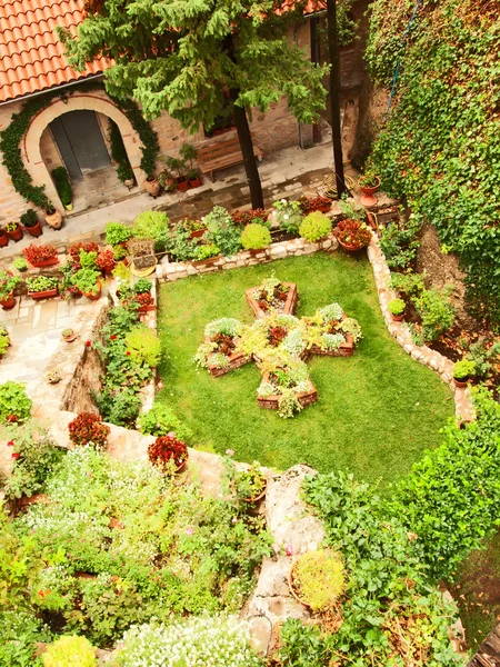 Garden in Holy Monastery Roussano, Meteora, Greece Thessaly — Stock Photo, Image