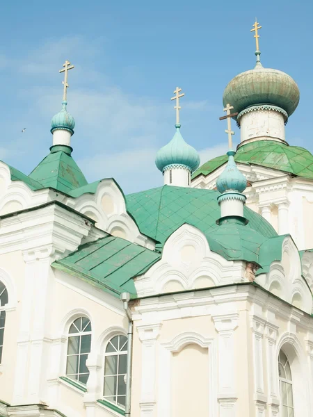Тихвинский мужской монастырь, Тихвин, Россия — стоковое фото