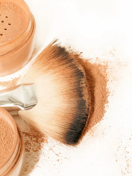 Face powder and brush — Stock Photo, Image