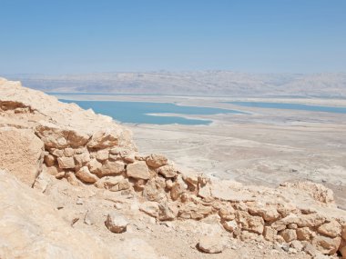 İsrail Masada kalesinden Ölü Deniz manzarası