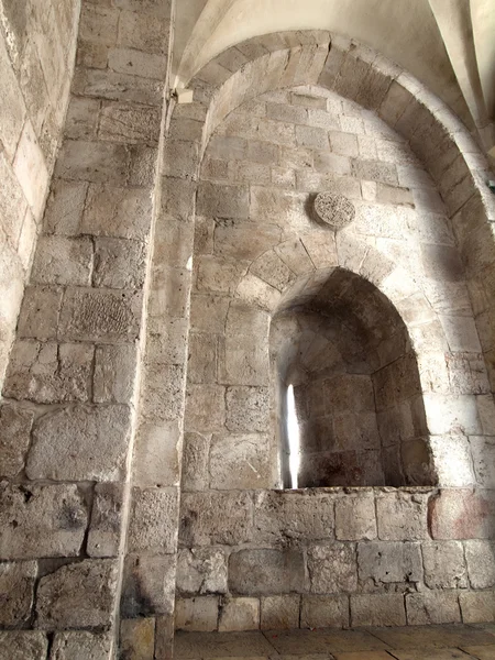 Jaffa gate in a wall of old city Jerusalem. inside view — Stock Photo, Image