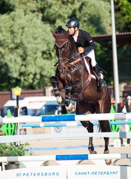 SAINT PETERSBURG-LUGLIO 05: Cavaliere Kir Majorov su Unique — Foto Stock