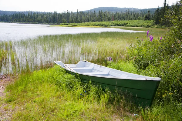 Una barca a Lac Noel — Foto Stock