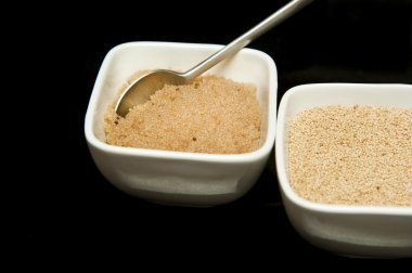 pişmiş ve pişmemiş amaranth